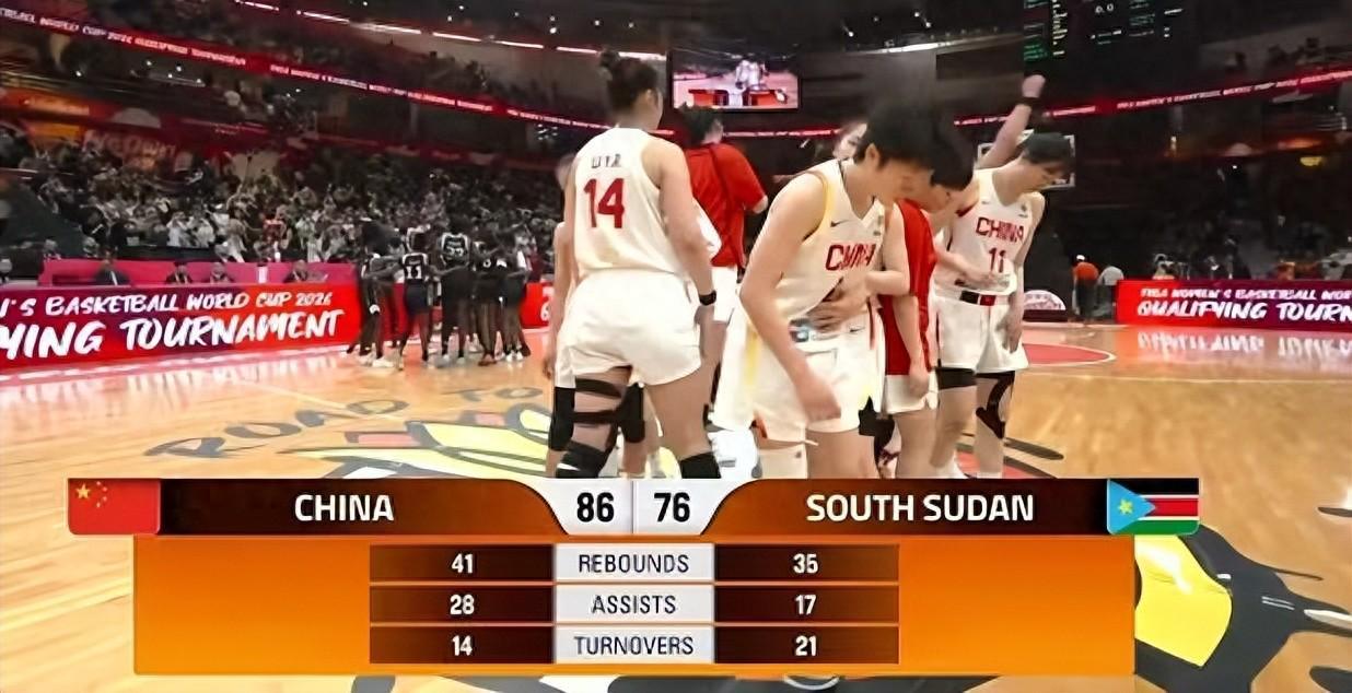 世界杯手机直播app下载-女篮赢对手10分不足以让宫鲁鸣开心!王思雨是大功臣,也是遮羞布