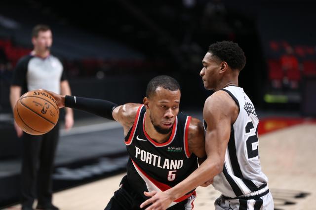 世界杯直播下载-CJ至少缺席4周 胡德能否成为利拉德的最佳搭档?